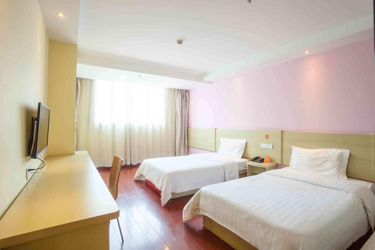 7Days Inn Foshan Shunde Ronggui Xiao Huangpu חדר תמונה