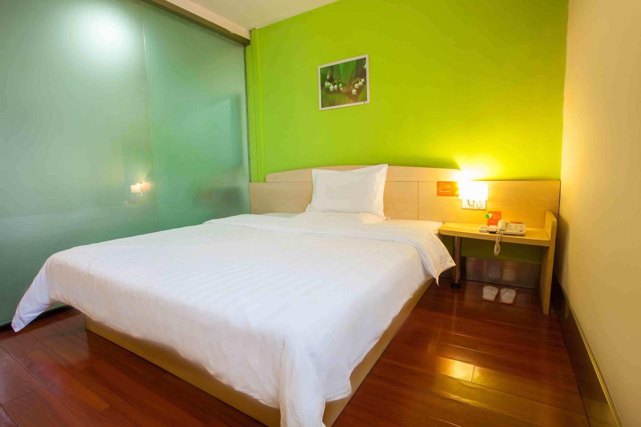 7Days Inn Foshan Shunde Ronggui Xiao Huangpu חדר תמונה
