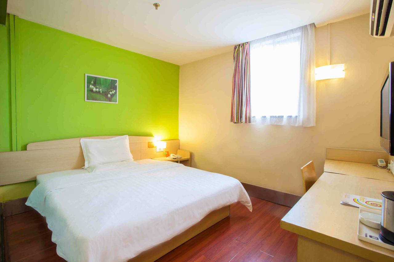 7Days Inn Foshan Shunde Ronggui Xiao Huangpu חדר תמונה