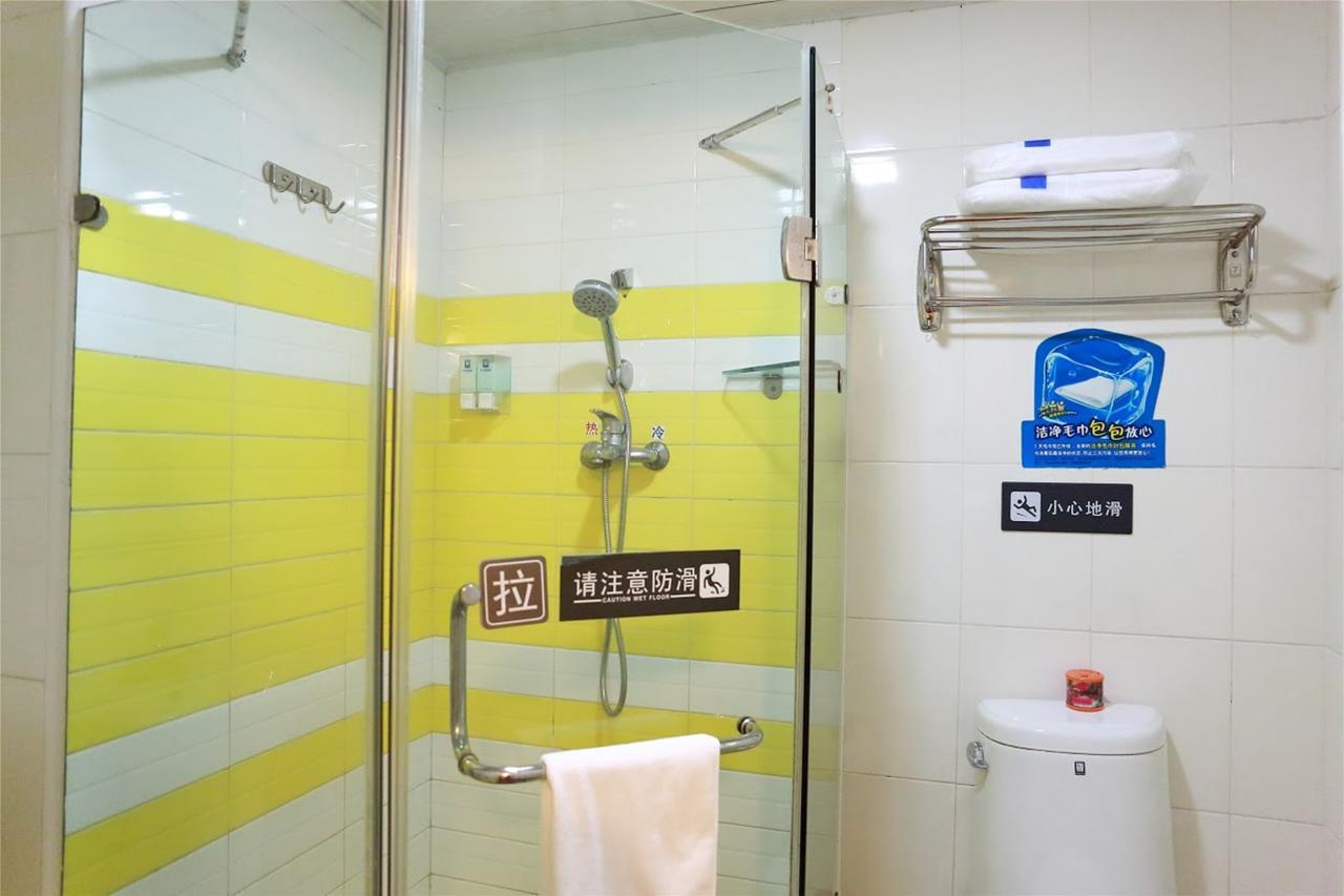 7Days Inn Foshan Shunde Ronggui Xiao Huangpu מראה חיצוני תמונה